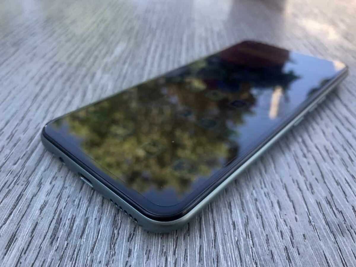 Огляд TECNO Spark 7 Pro: гламурний смартфон початкового рівня