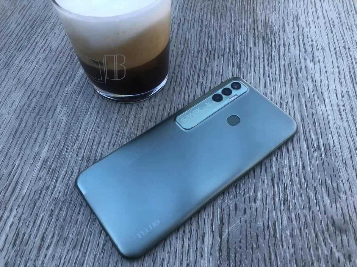 Огляд TECNO Spark 7 Pro: гламурний смартфон початкового рівня
