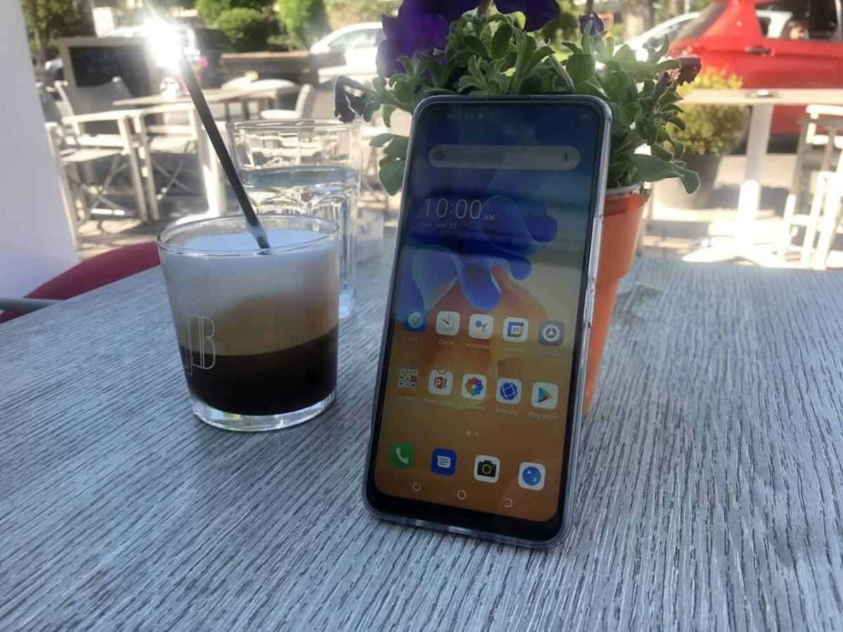 IMG_5075-026 Огляд TECNO Spark 7 Pro: гламурний смартфон початкового рівня