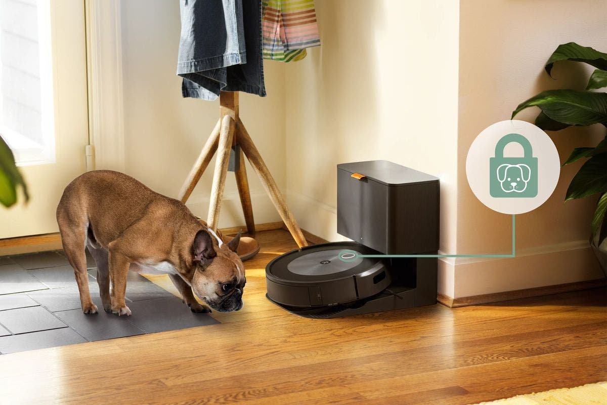 Amazon купує iRobot, виробника роботів-пилососів Roomba? 29 roomba pet lock.0