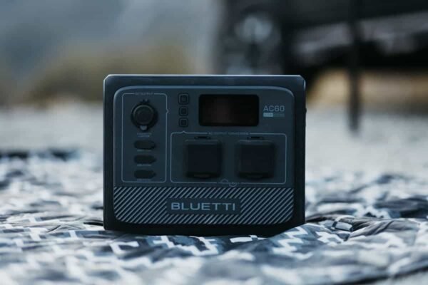 BLUETTI представляє комплексне порівняння: Сонячні генератори проти паливних генераторів у ландшафті відновлюваної енергетики 11 1r0a0756