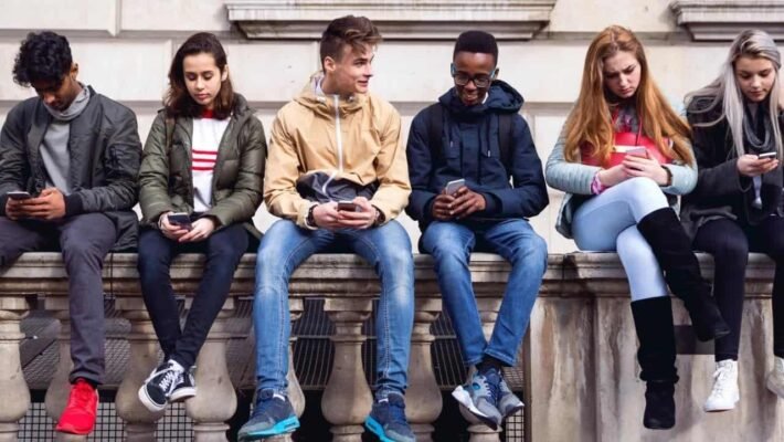 Повертання до навчання: Найкращі гаджети для учнів 20 ba82a185c944656ea832ea126512fb82