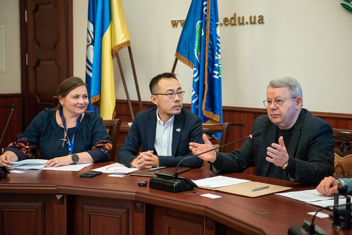 «ХУАВЕЙ УКРАЇНА» ТА НАЦІОНАЛЬНИЙ ТРАНСПОРТНИЙ УНІВЕРСИТЕТ ПІДПИСАЛИ МЕМОРАНДУМ ПРО ВЗАЄМОРОЗУМІННЯ