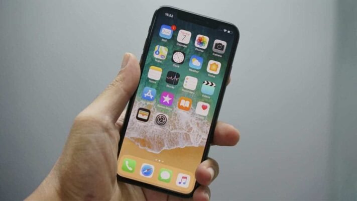 Продажі Apple iPhone досягли $1,95 трлн за весь час існування, попри нещодавні ринкові зміни 11 apple iphone 1200x675