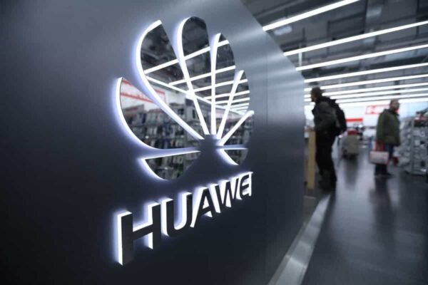 США посилюють тиск на Huawei: Запроваджують закон про обмеження закупівель чипів 8 Huawei