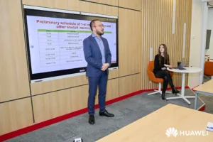 ІННОВАЦІЙНИЙ ПІДХІД: HUAWEI UKRAINE ЗАПУСКАЄ ПРОГРАМУ ДУАЛЬНОЇ ОСВІТИ НА 2025 РІК 11 HUAWEI UKRAINE