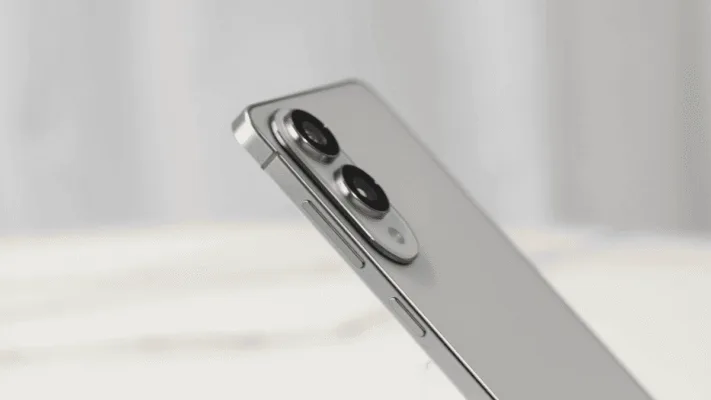 Представлено Samsung Galaxy S25 Edge: Надтонкий 5,8-мм смартфон з акумулятором на 3900 мАг 24 Galaxy S25 Edge