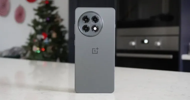 Зміна в стратегічному партнерстві: OnePlus завершує співпрацю з Hasselblad 12 OnePlus