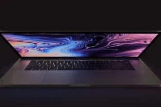 14‑дюймовий MacBook Pro M5 скрипить після двох тижнів — Apple відмовляє в заміні 10 У MacBook Pro M5 скрипить шарнір