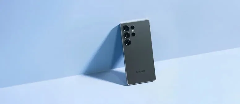 Samsung Galaxy S26 Ultra, швидка бездротова зарядка, Qi 2.2 Samsung Galaxy S26 Ultra, швидка бездротова зарядка, Qi 2.2