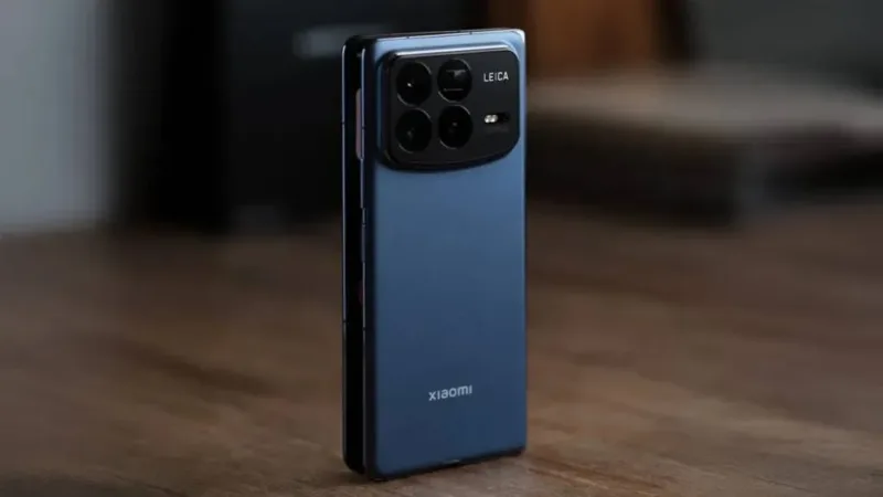 поставки складаних смартфонів