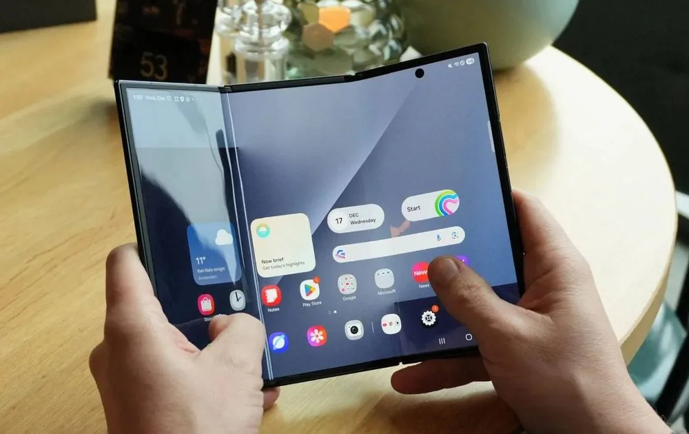 згортні дисплеї