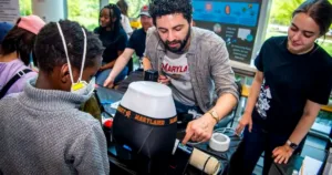 Університет Меріленду тестує Smart Briefs: пристрій для відстеження метеоризму та здоров’я кишківника 22 Smart Briefs, метеоризм дослідження, носимі біосенсори