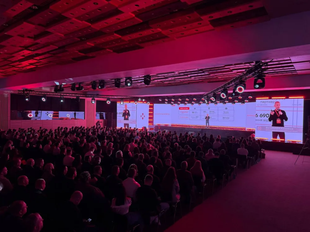 Nova Summit 2026: NOVA презентувала 25 мегапроєктів і стратегію глобальної логістики 59 Nova Summit 2026, NOVA логістика, Нова пошта стратегія