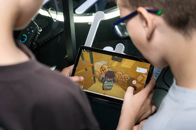 Lenovo та Hillel IT School випустили Roblox-гру, створену школярами 18 Lenovo, Hillel IT School, Roblox гра, Expedition Roblox