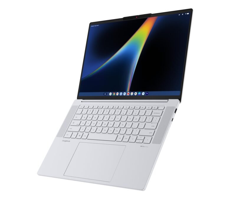 Lenovo представила Googlebook 15: 15,3-дюймовий OLED 120 Гц і вага від 1,29 кг 6 Lenovo Googlebook 15, Lenovo Googlebook 15 характеристики, Lenovo Googlebook 15 OLED, Lenovo Googlebook 15 2.8K, Lenovo Googlebook 15 120 Гц, Lenovo Googlebook 15 Intel Core Ultra 5, Lenovo Googlebook 15 Gemini AI, Lenovo Googlebook 15 ціна, Lenovo Googlebook 15 вага, Lenovo Googlebook 15 32 ГБ, Lenovo Googlebook 15 автономність, Googlebook Lenovo