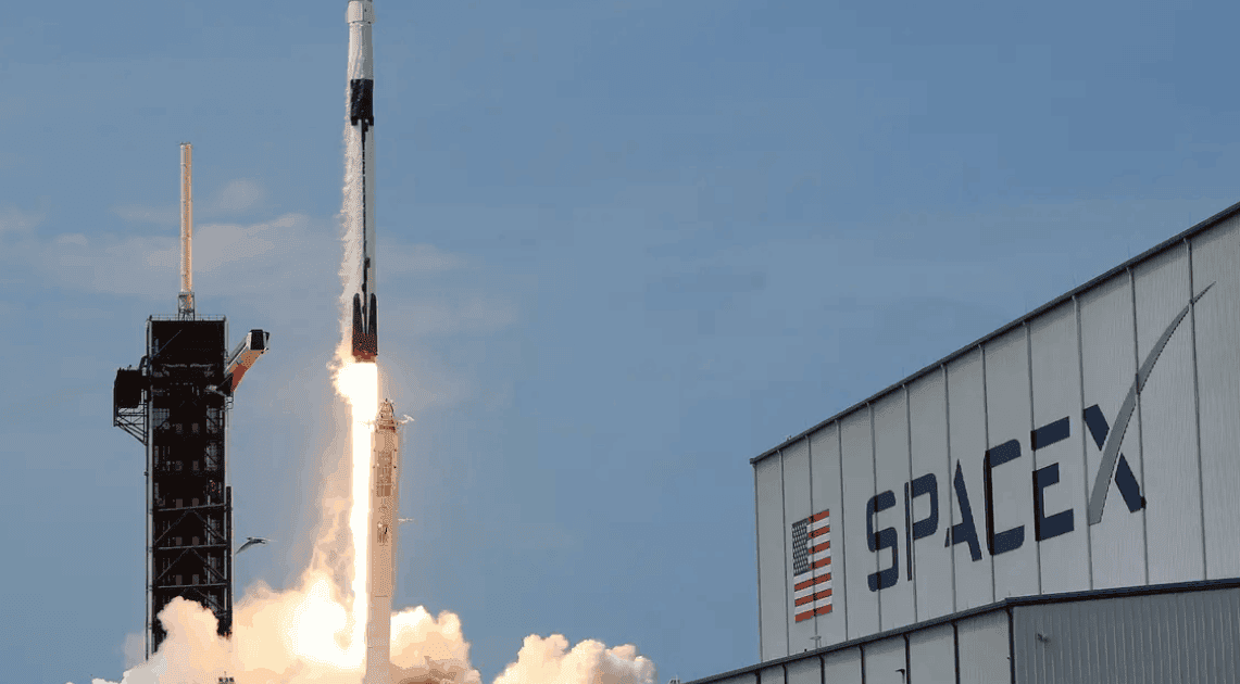 Starship Flight 14 уперше виведе на орбіту робочі супутники Starlink V3